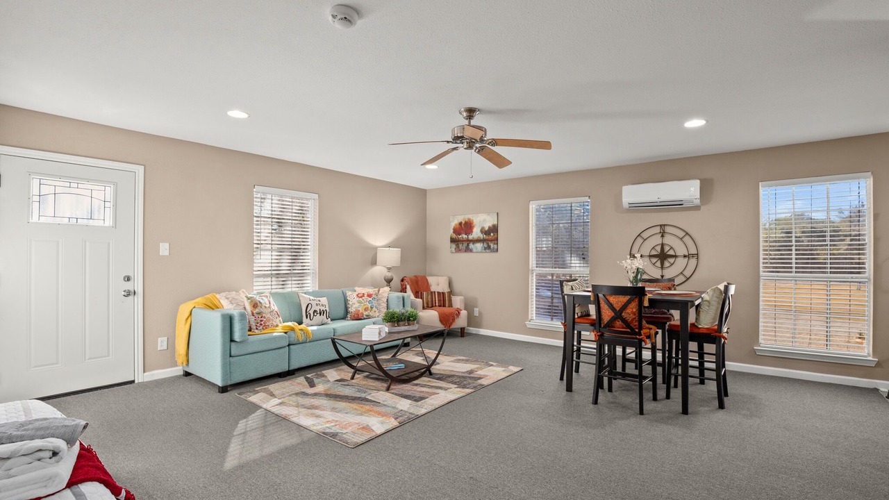 Photo of Livingroom in San Marcos