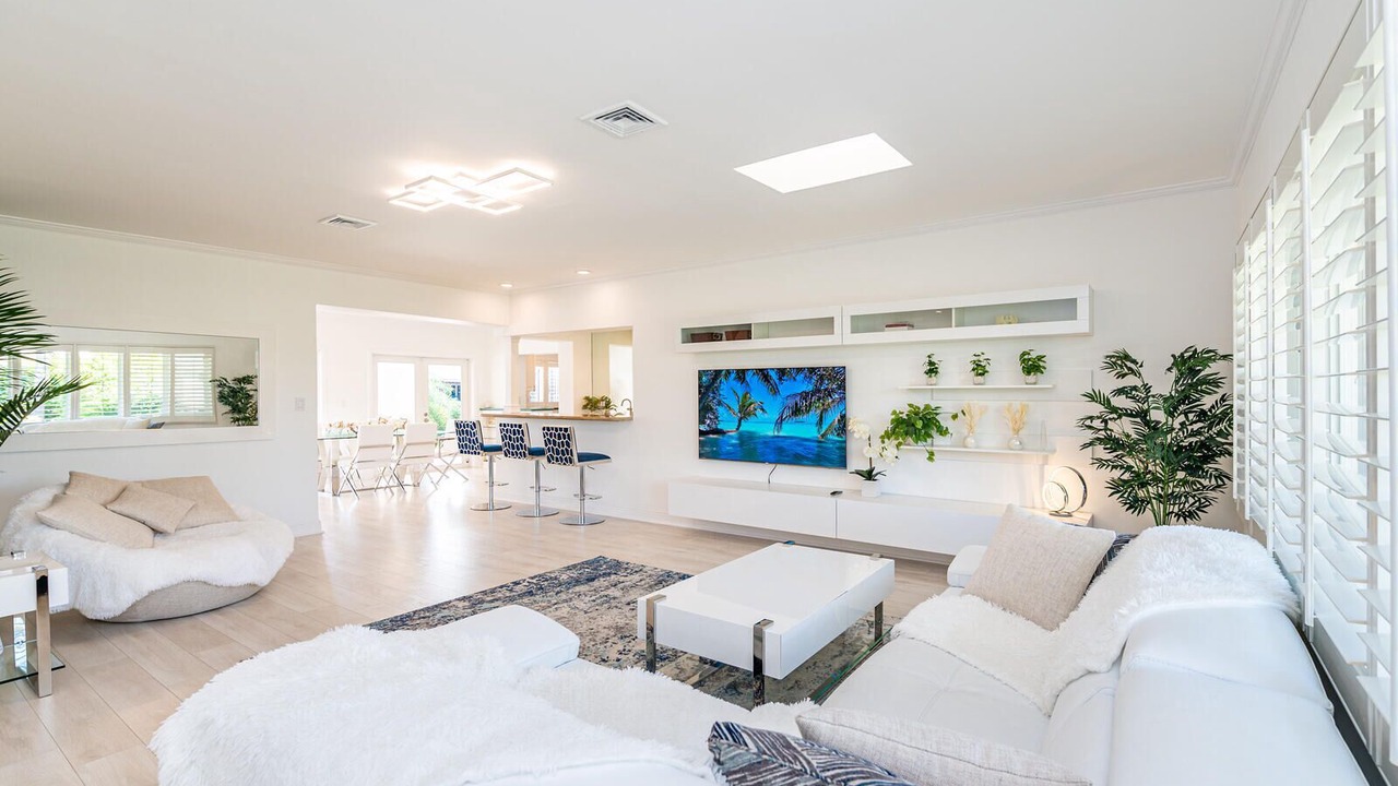 Photo of Livingroom in Central Fort Lauderdale