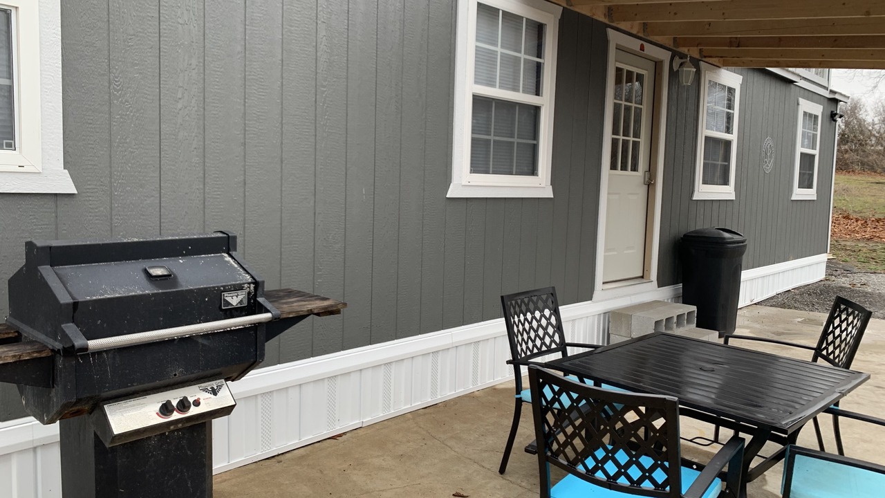 Photo of Outdoor in Pettit