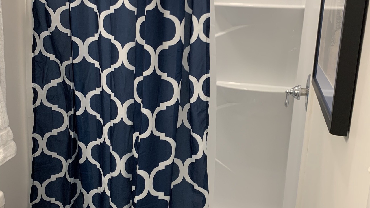 Photo of Bathroom in Pettit