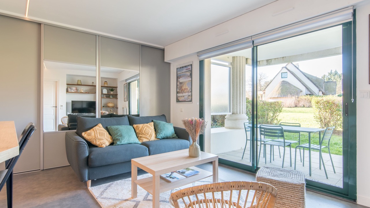 Photo of Livingroom in Saint-Andre-des-Eaux