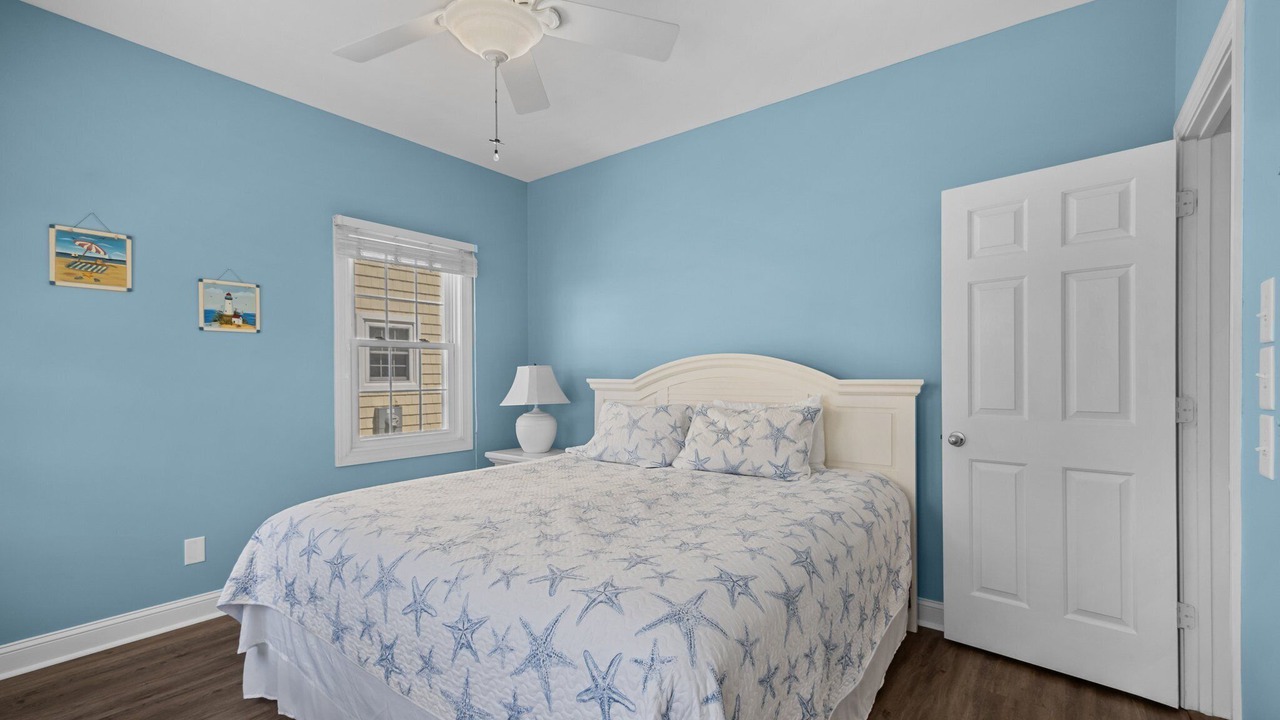Photo of Bedroom in North Topsail Beach