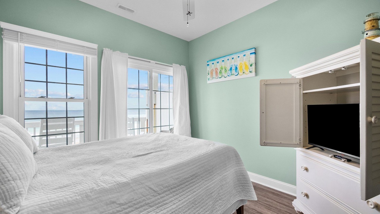 Photo of Bedroom in North Topsail Beach