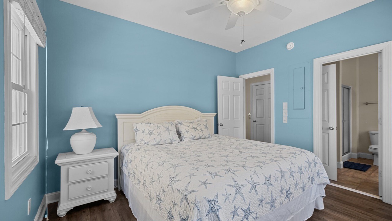 Photo of Bedroom in North Topsail Beach