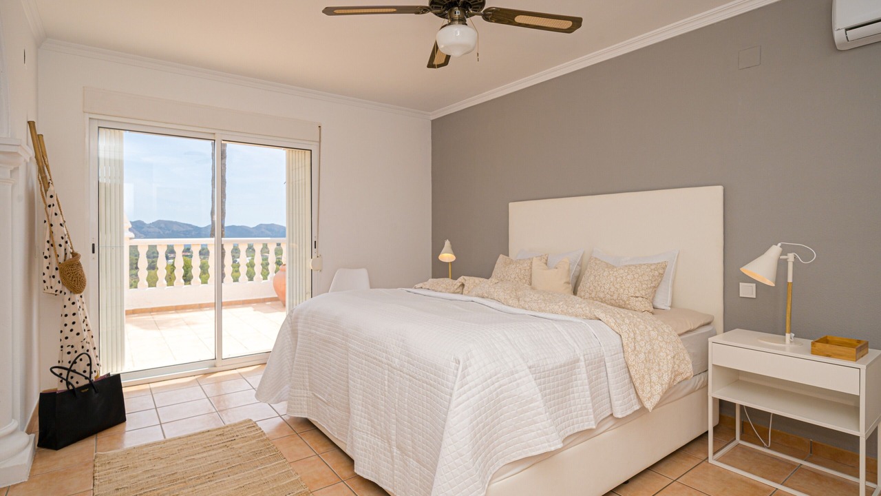 Photo of Bedroom in L'Alfas del Pi