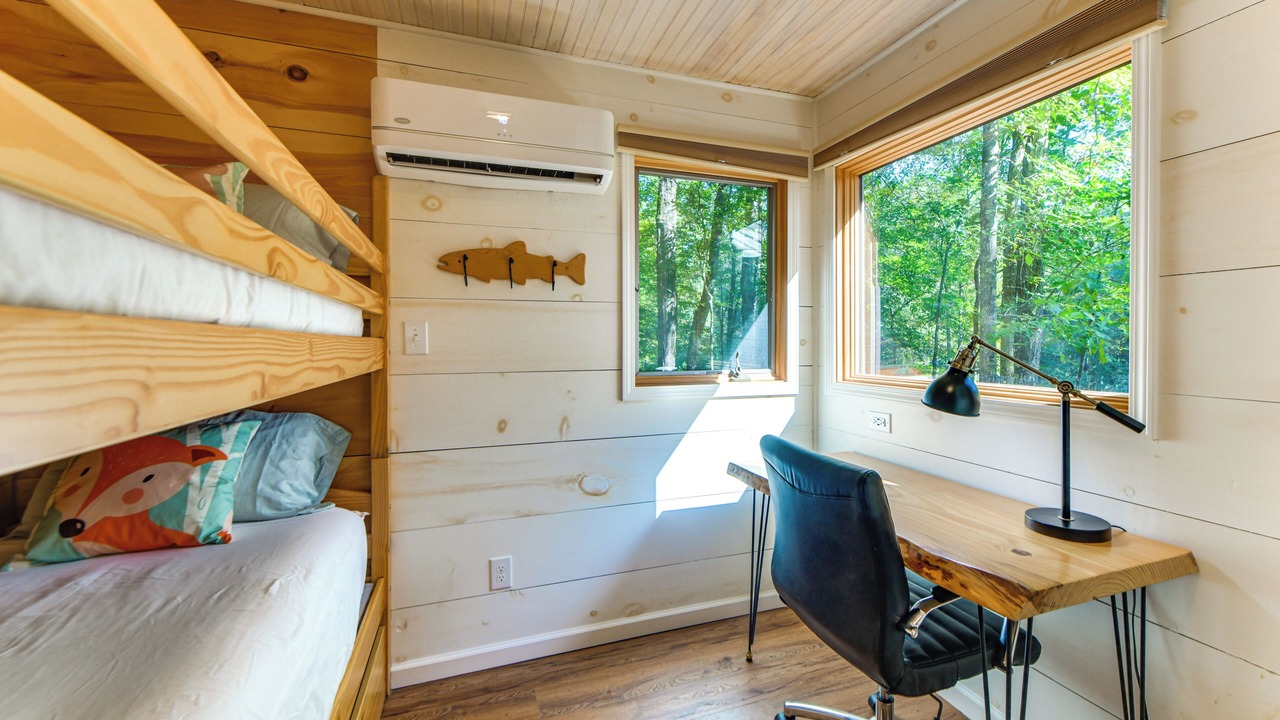 Photo of Bedroom in Howard