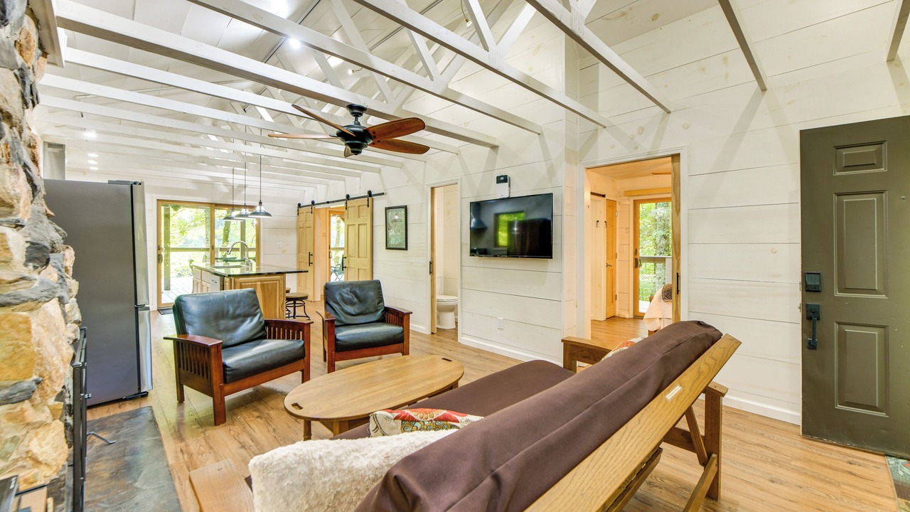 Photo of Livingroom in Howard