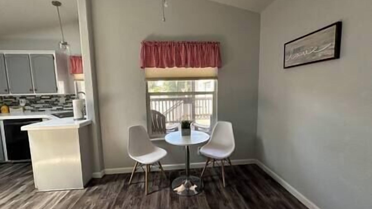 Photo of Others in Tracy