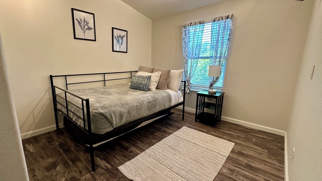 Photo of Others in Tracy