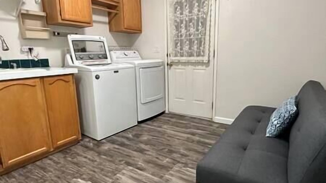 Photo of Others in Tracy