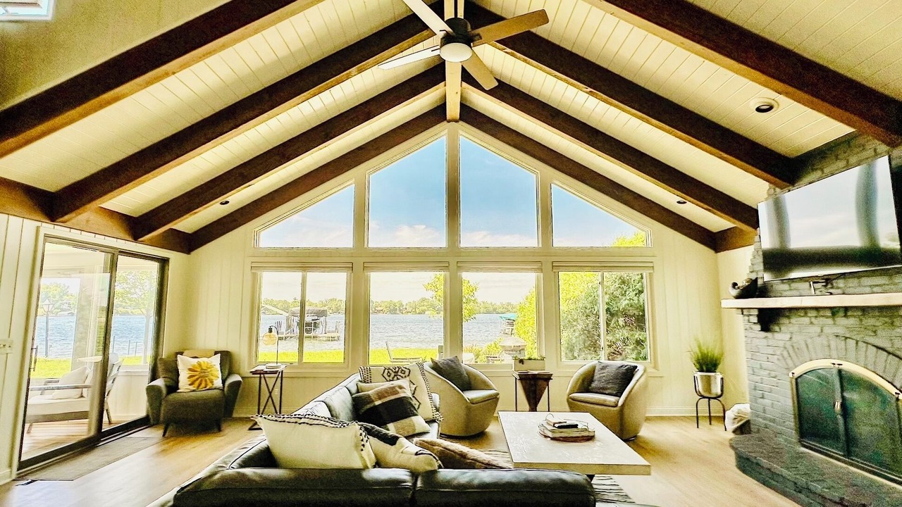 Photo of Livingroom in Tonka Bay
