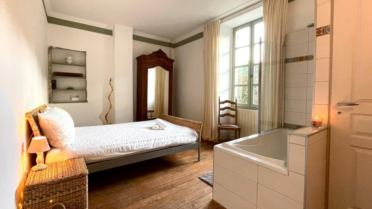 Photo of Bedroom in Largentiere
