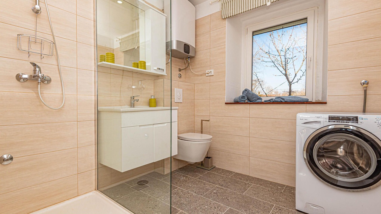 Photo of Bathroom in Oklaj