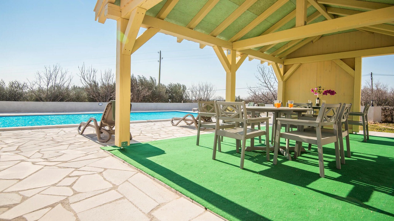 Photo of Outdoor in Oklaj