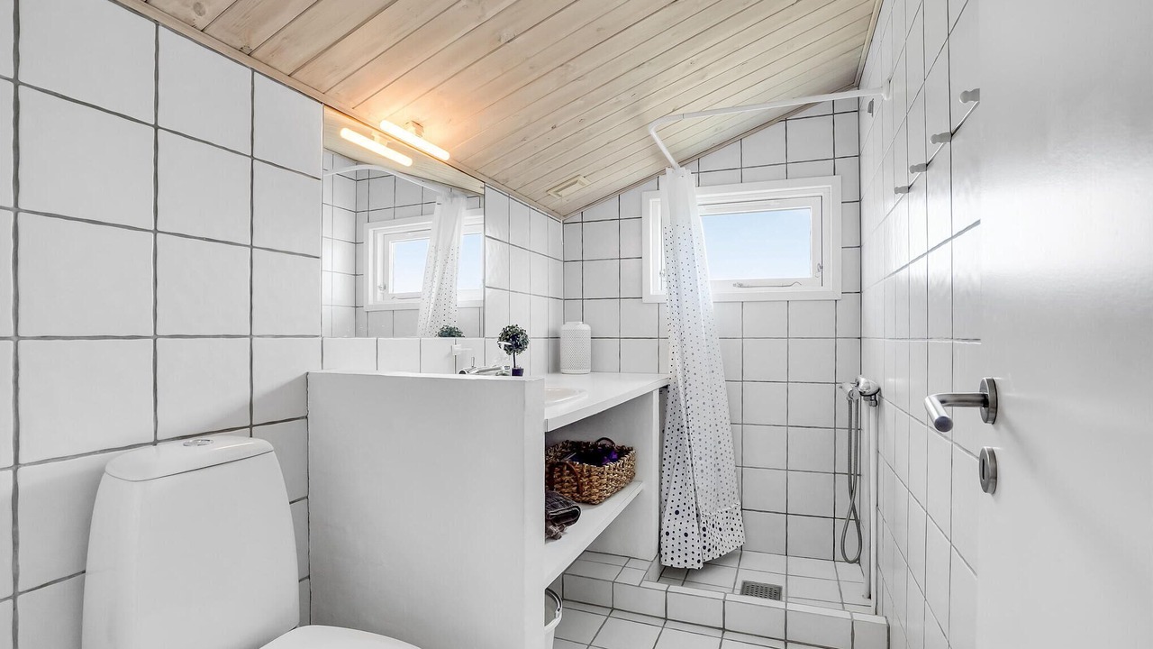 Photo of Bathroom in Vorupør