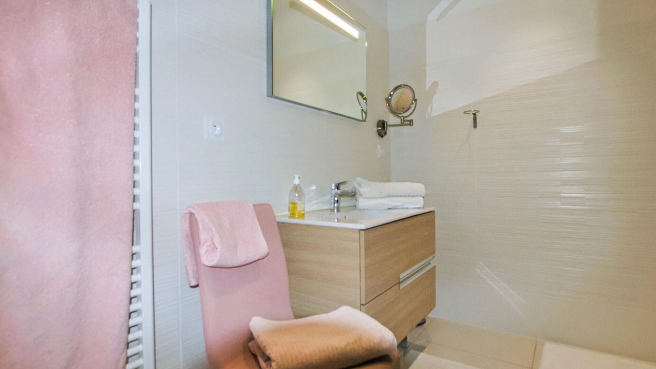 Photo of Bathroom in Montelimar