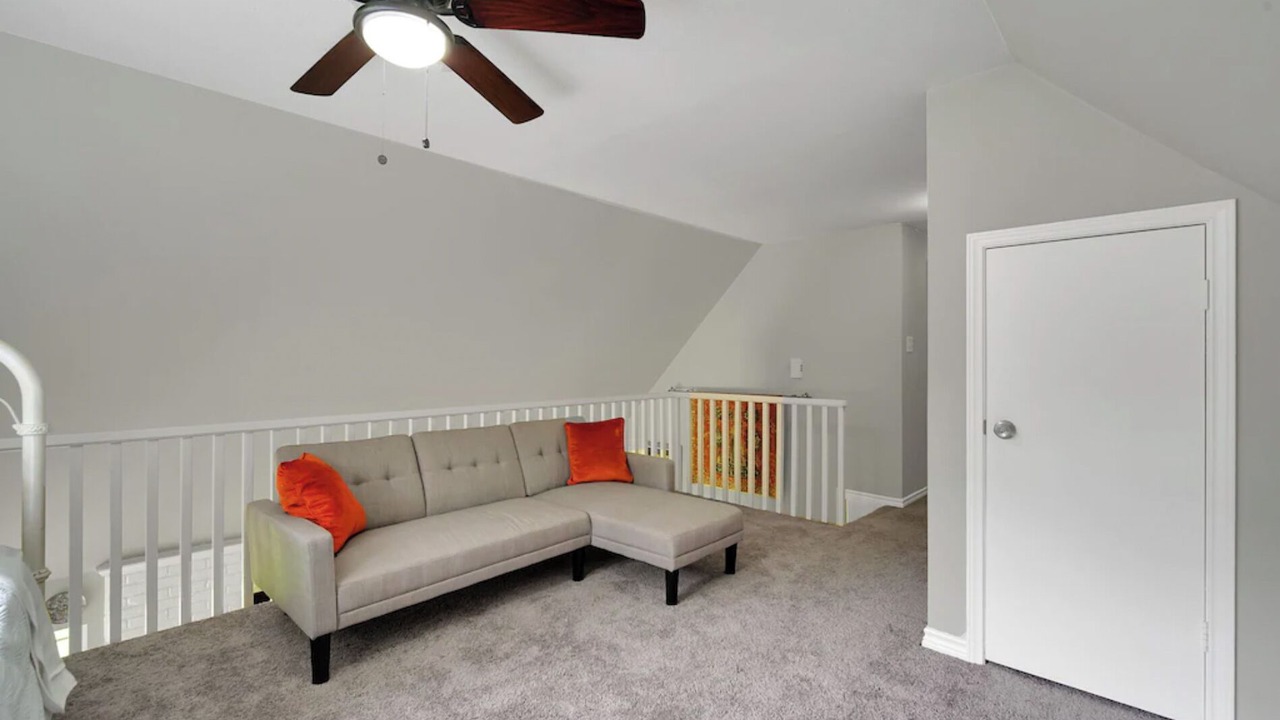Photo of Livingroom in Cape Royale