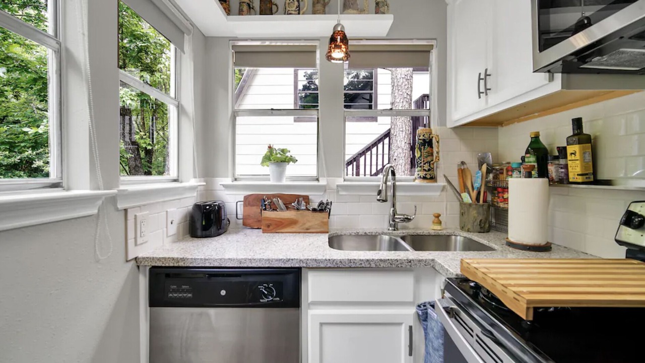 Photo of Kitchen in Cape Royale
