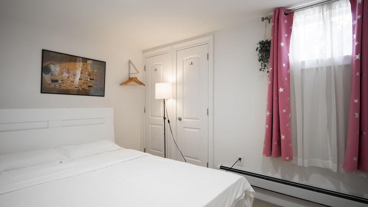 Photo of Bedroom in Queens