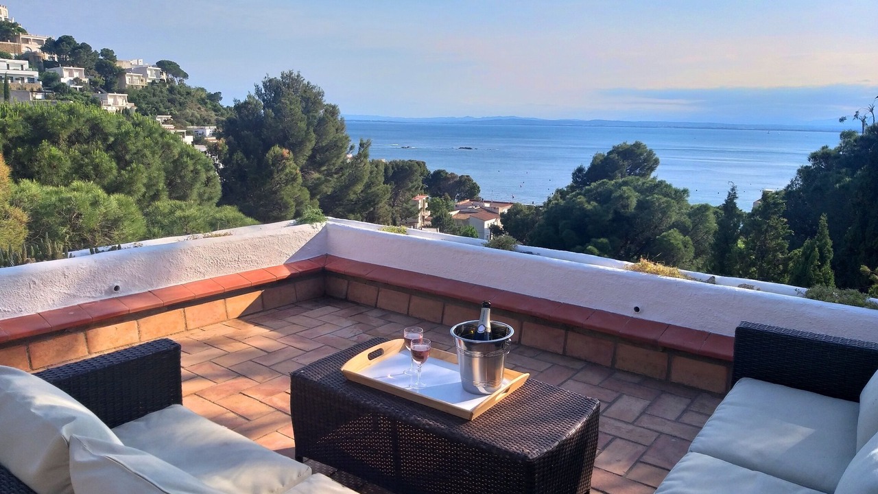 Photo of Patio Balcony in Almadraba-Canyelles