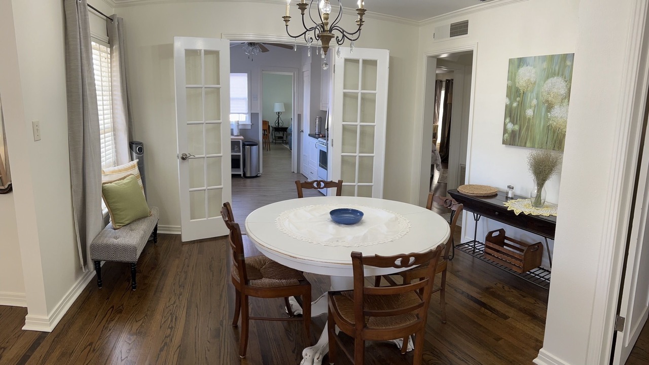 Photo of Livingroom in Jacksboro