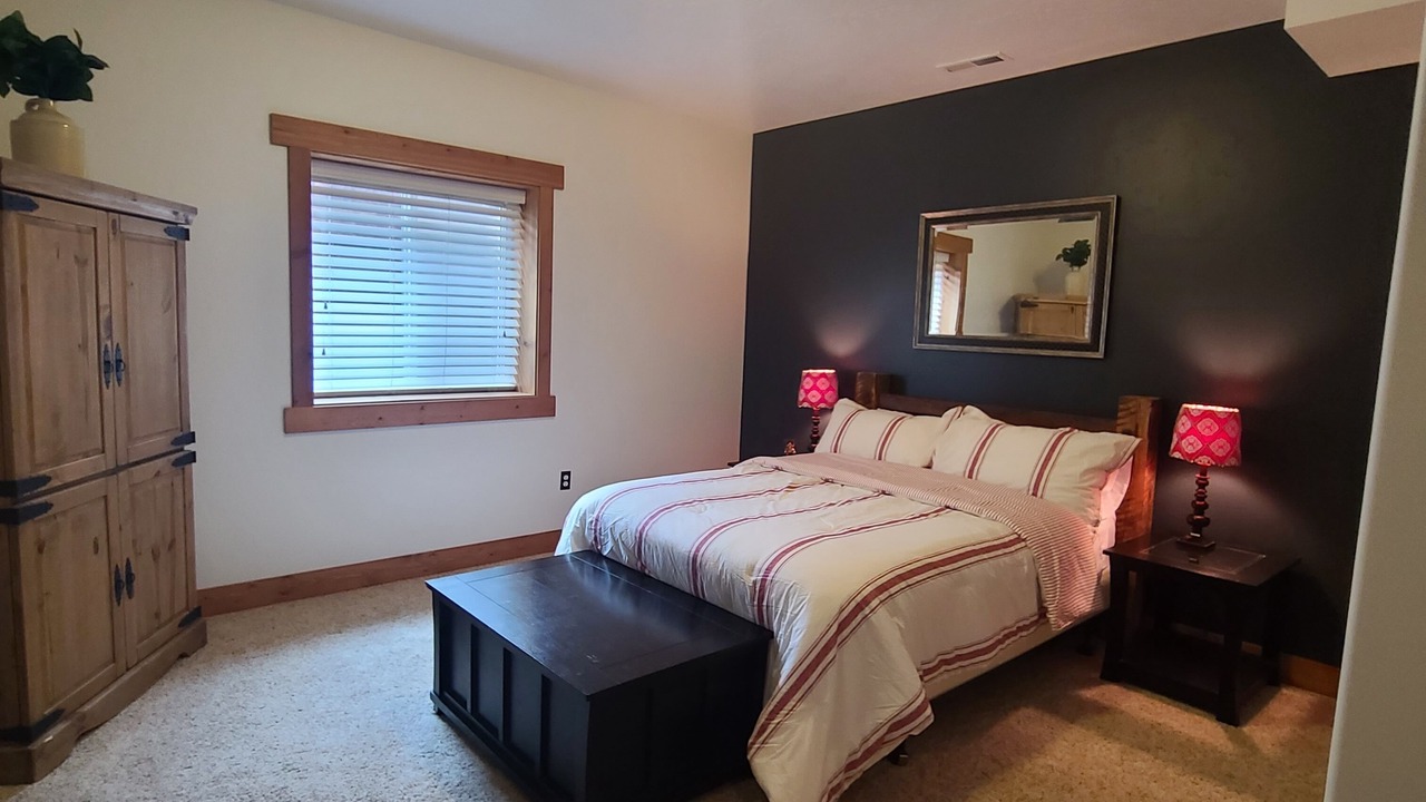 Photo of Bedroom in Miller Creek