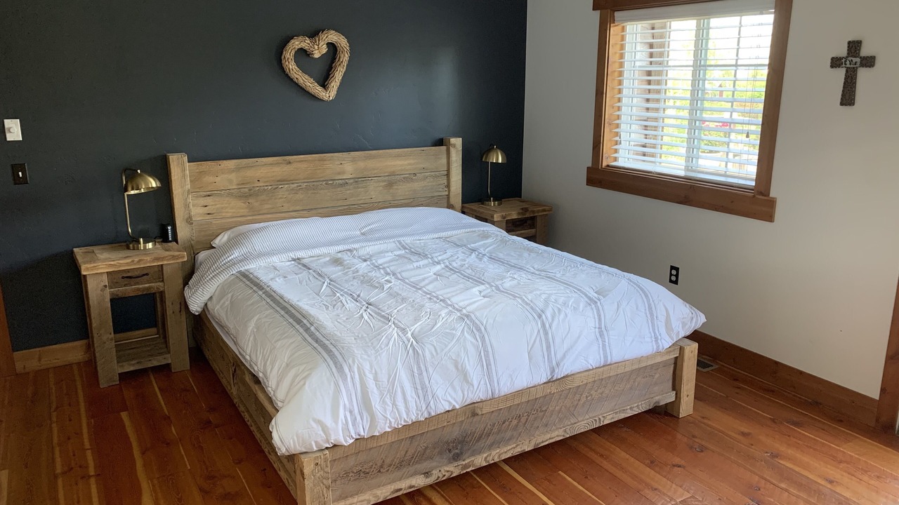 Photo of Bedroom in Miller Creek