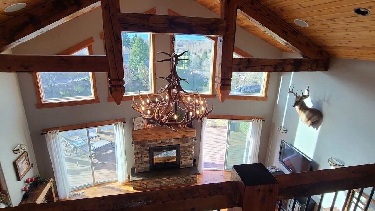 Photo of Livingroom in Miller Creek