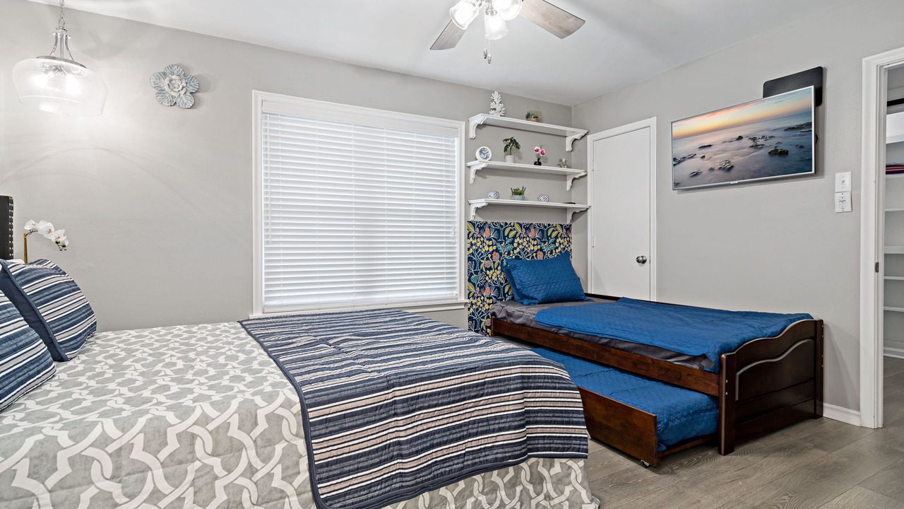 Photo of Bedroom in Mabank