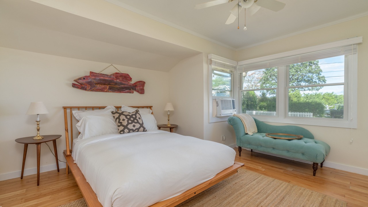 Photo of Bedroom in Southold