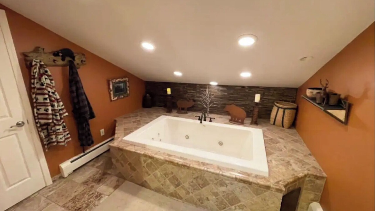 Photo of Bathroom in Town of Webb