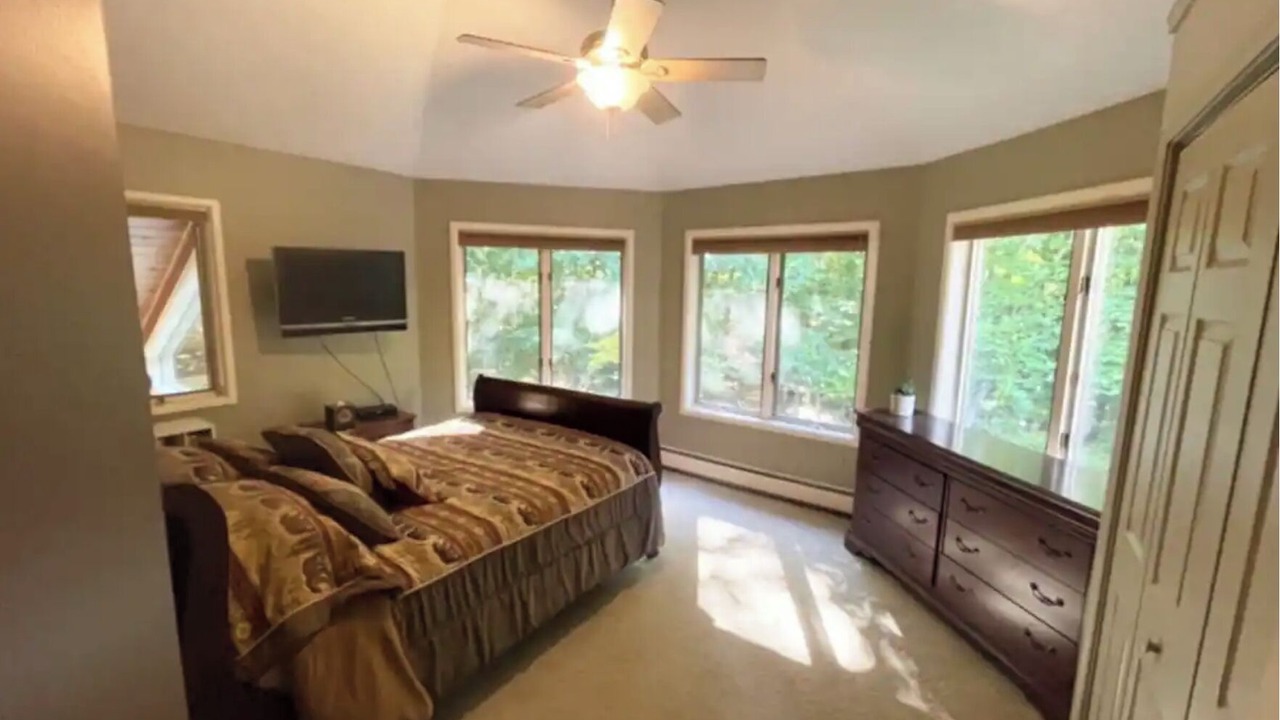 Photo of Bedroom in Town of Webb