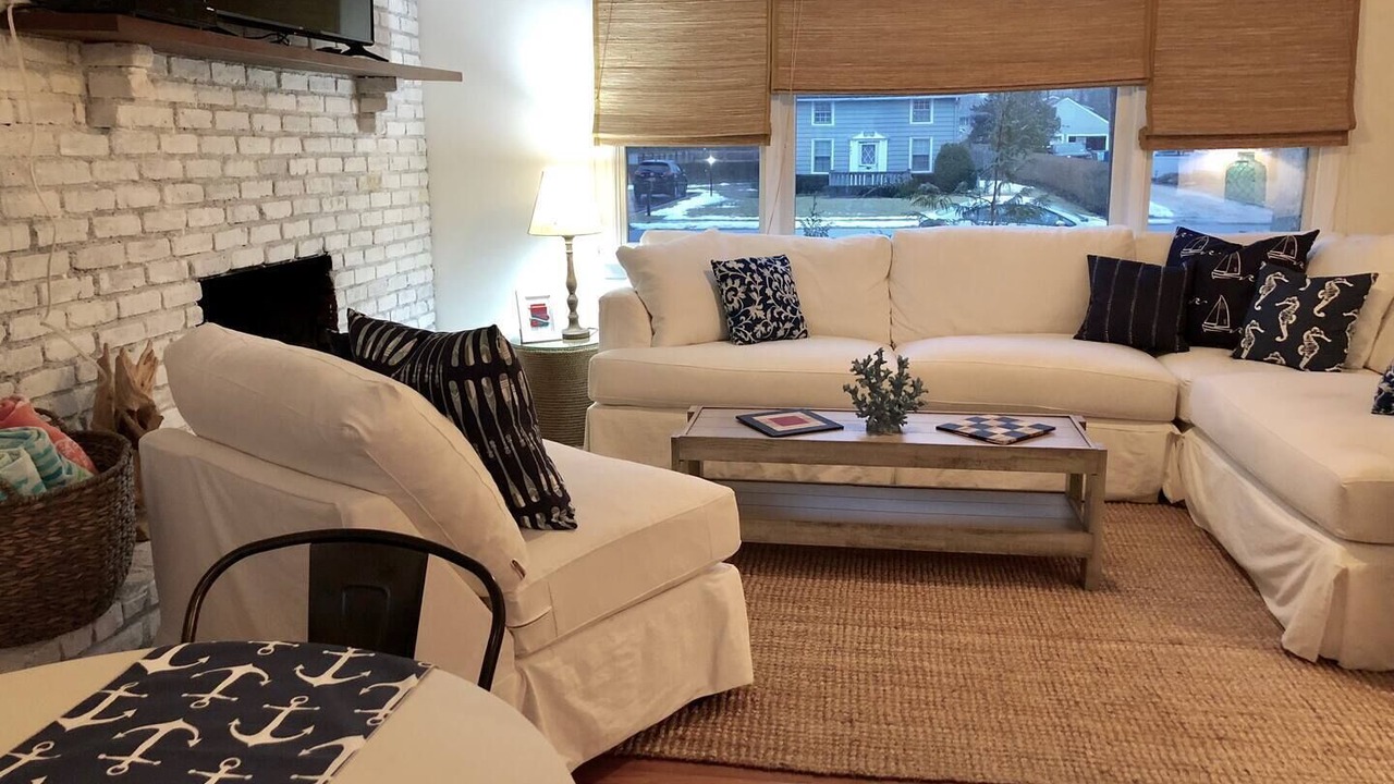 Photo of Livingroom in Westhampton Beach