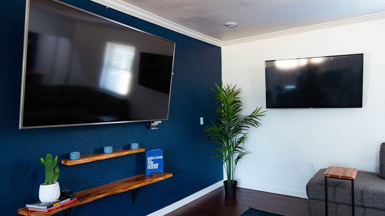 Photo of Livingroom in Cedar Hill