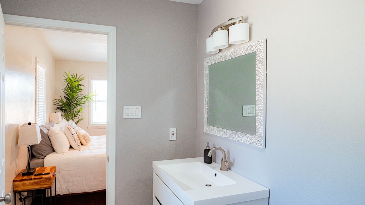 Photo of Bedroom in Cedar Hill