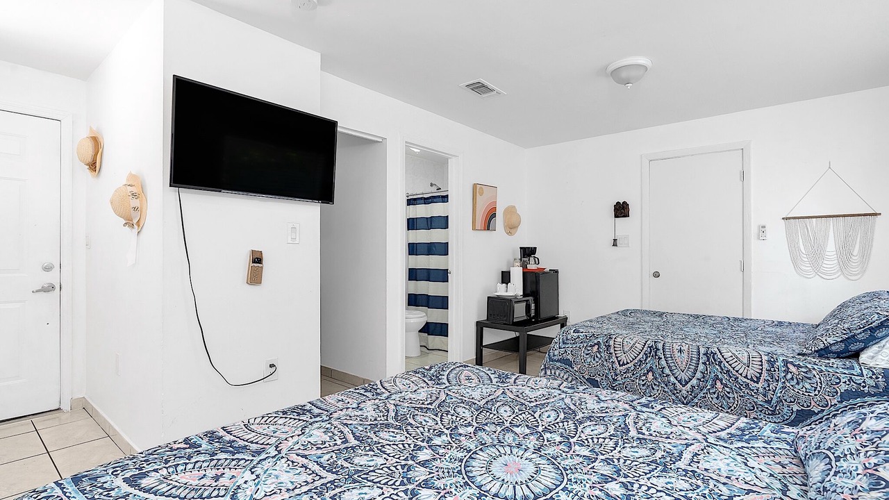 Photo of Bedroom in Coral Way