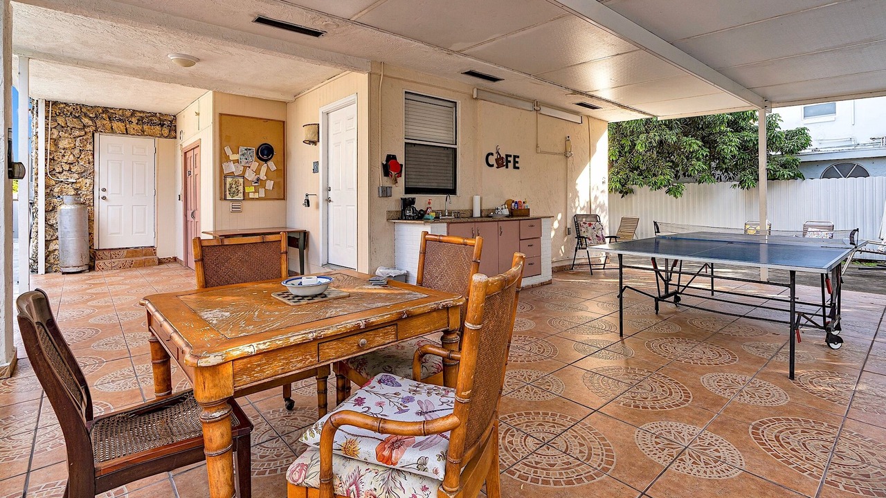 Photo of Outdoor in Coral Way