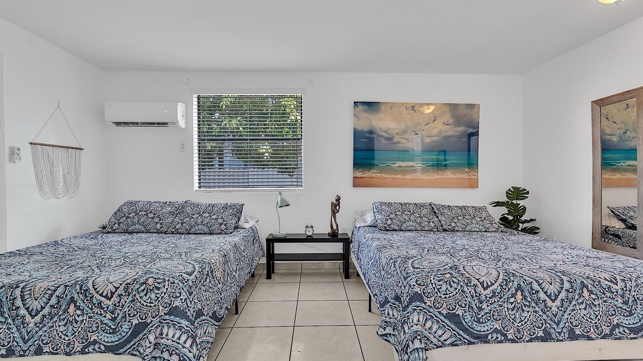 Photo of Bedroom in Coral Way