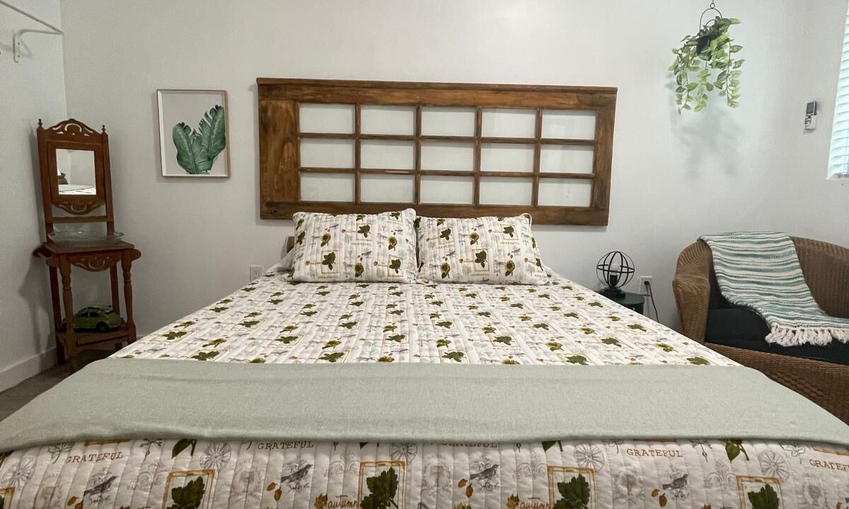 Photo of Bedroom in Coral Way