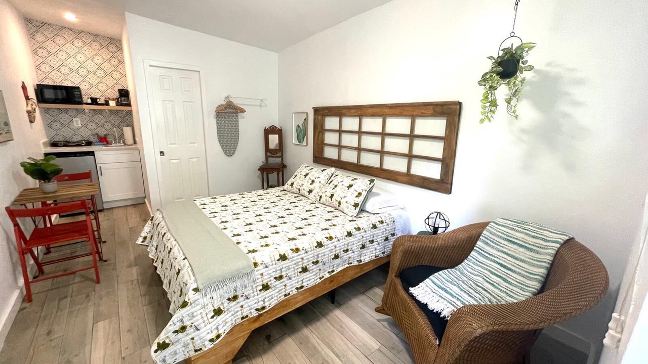 Photo of Bedroom in Coral Way