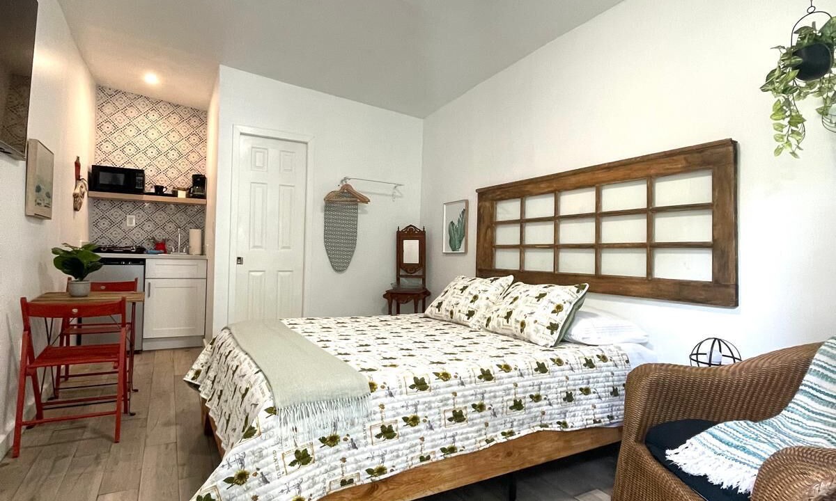 Photo of Bedroom in Coral Way