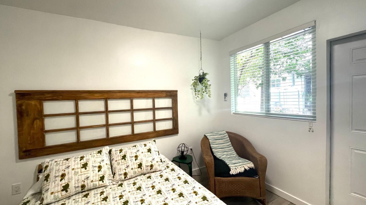 Photo of Bedroom in Coral Way