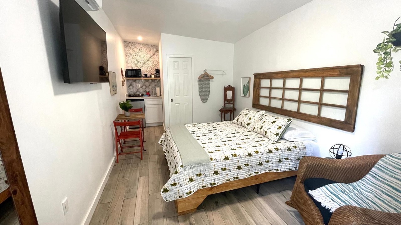 Photo of Bedroom in Coral Way