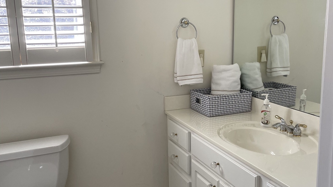 Photo of Bathroom in Six Mile