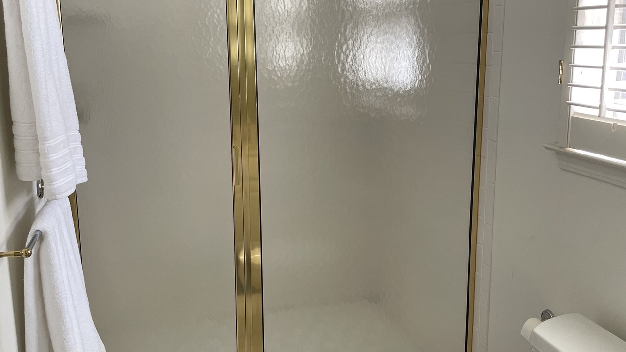 Photo of Bathroom in Six Mile