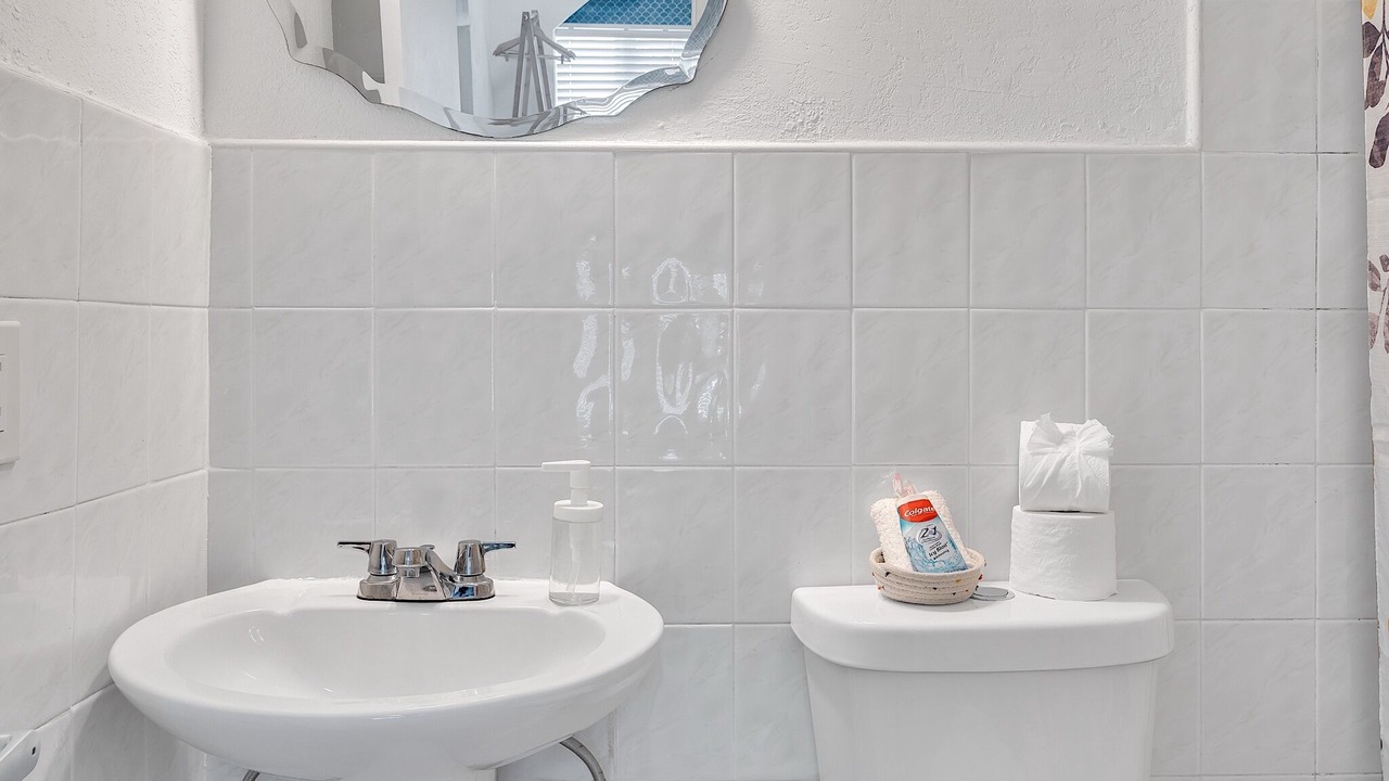 Photo of Bathroom in Coral Way
