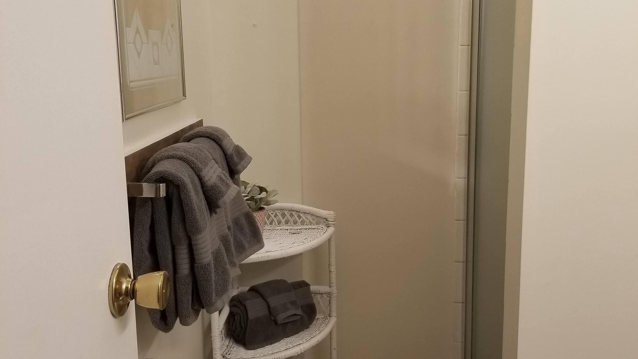 Photo of Others in Hunter