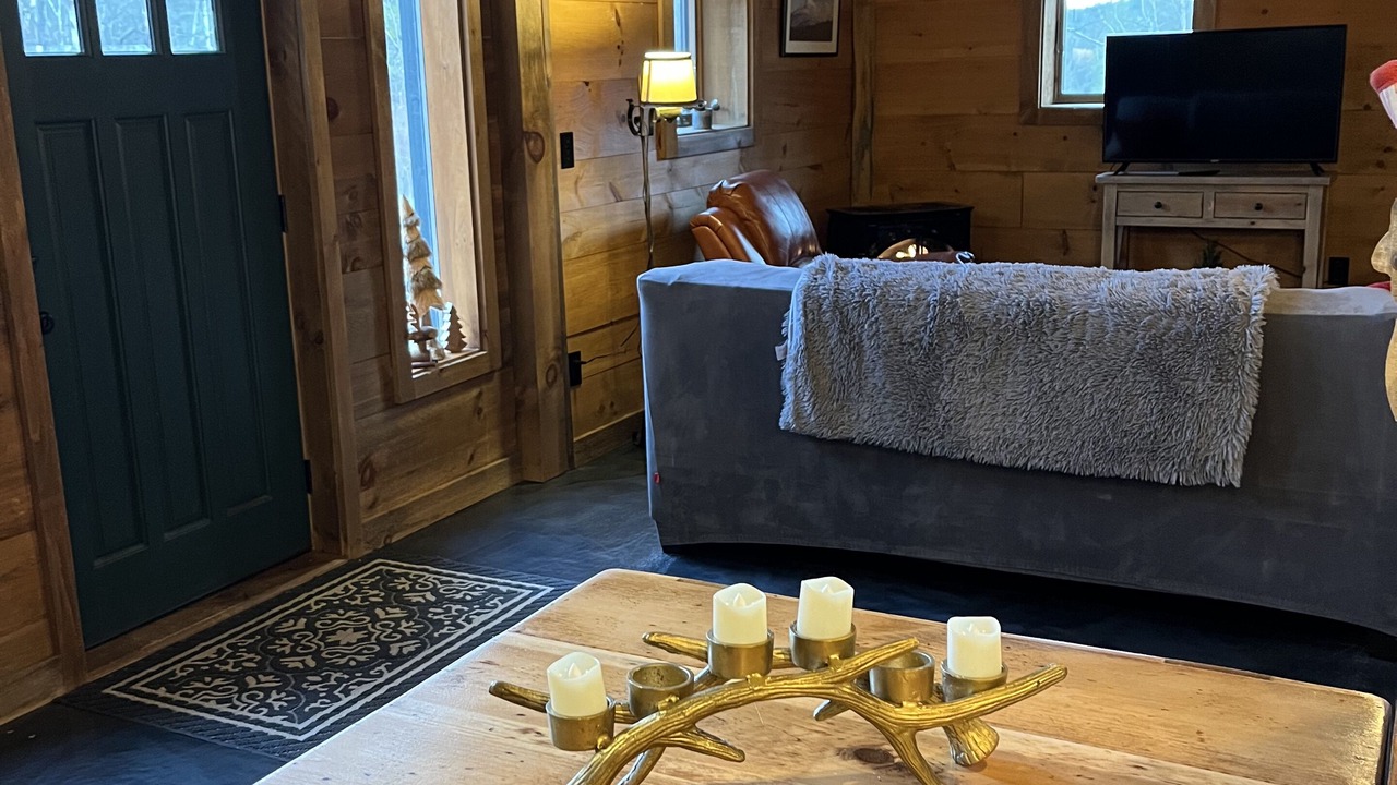 Photo of Livingroom in Silver Lake