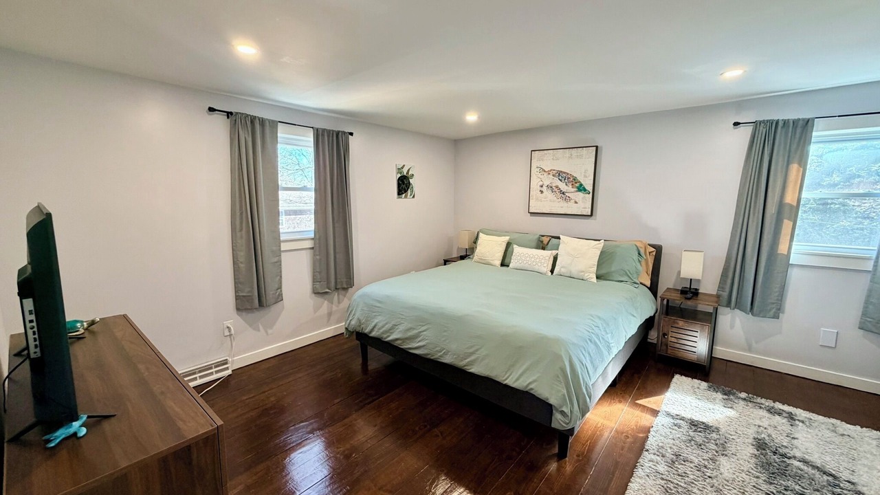Photo of Bedroom in South Yarmouth