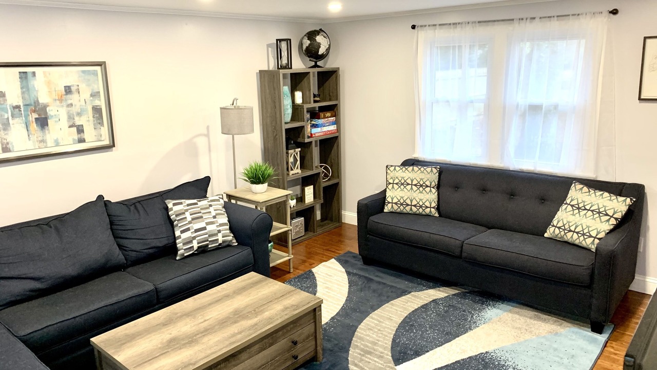 Photo of Livingroom in South Yarmouth